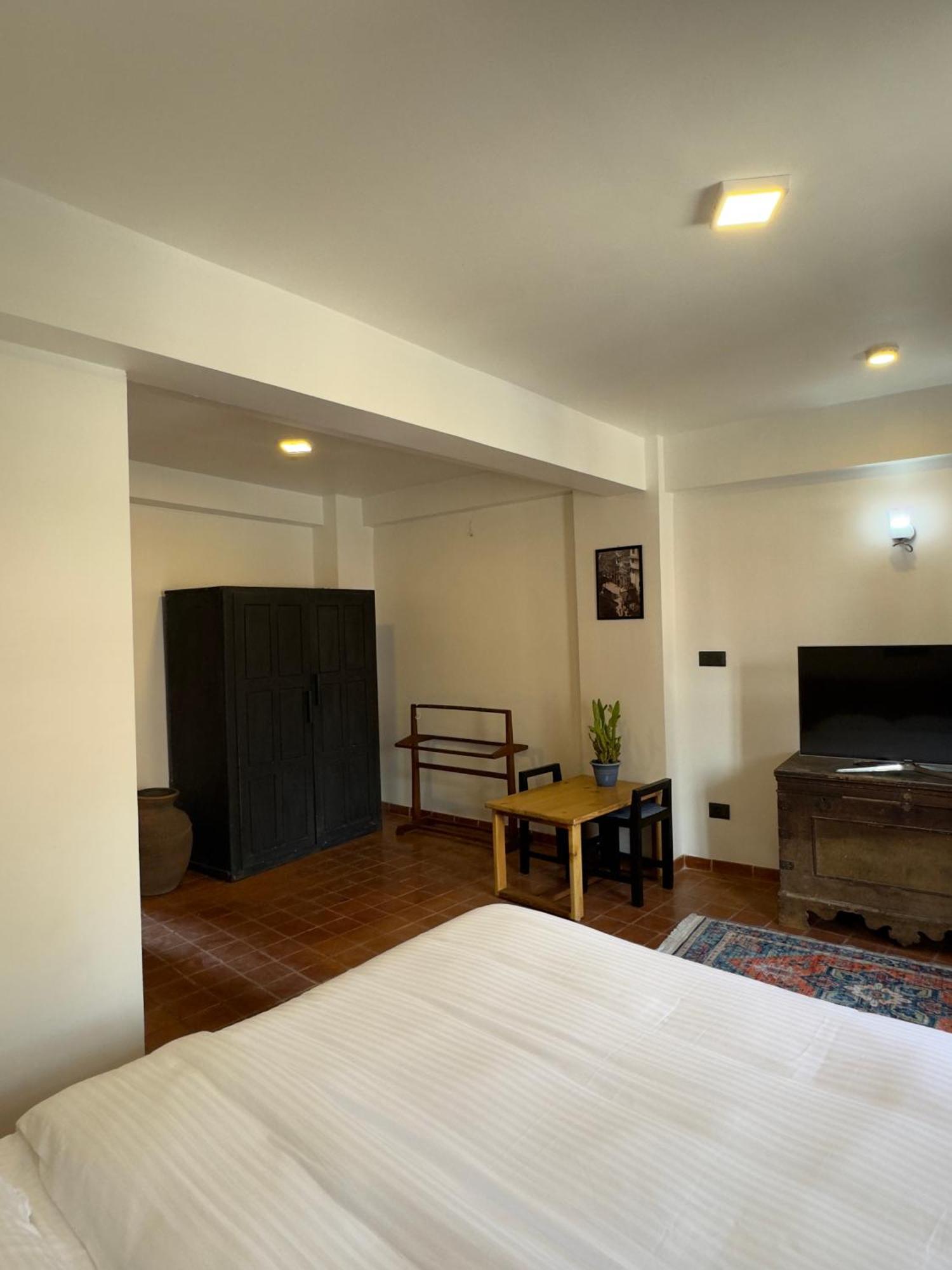 Karuna Hotel Patan Kathmandu Bagian luar foto